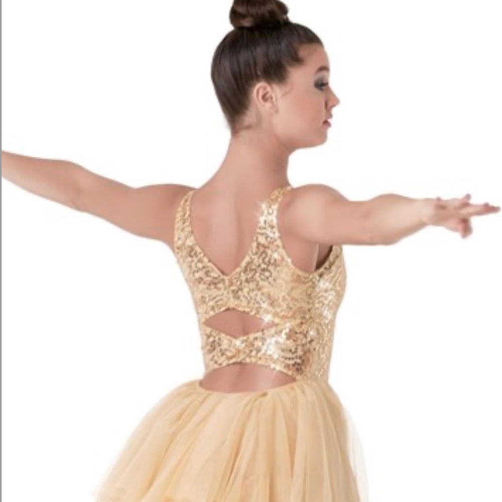 Champagne “How Long Will I Love You” Costume
